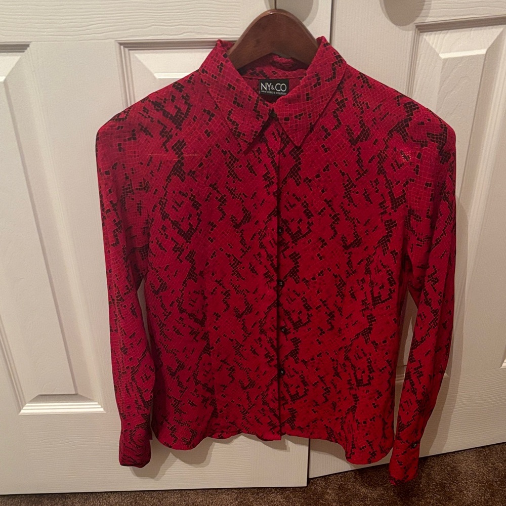 NY&CO Y2k Vintage Red Snake Print Button-Up Shirt